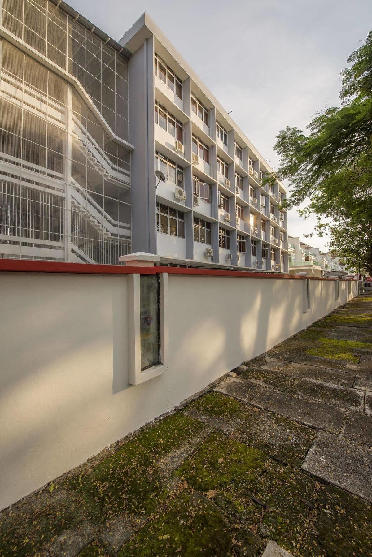 Ymca Penang Hostel George Town Exterior photo